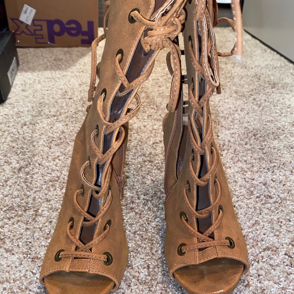 Boots - Picture 2 of 3